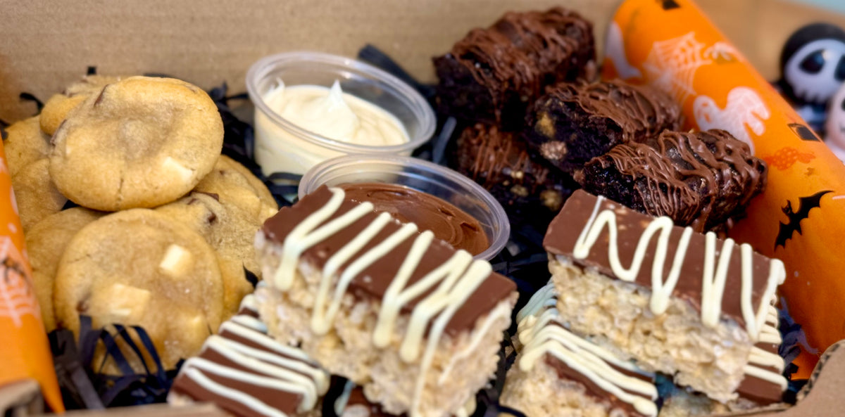 * Halloween Treat Box
